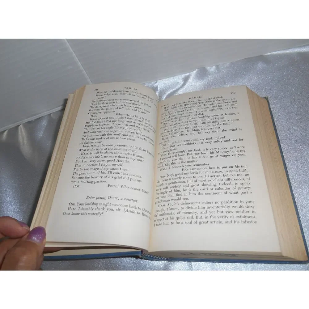 The Portable Shakespeare Viking Portable Library Hardcover 1944 Vintage Book